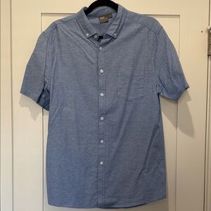 Club Room Men's Light Blue Short-Sleeve Button-Down Shirt